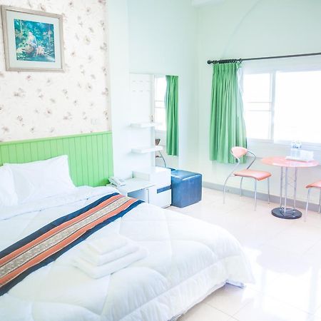 Nine Inn @ Town Phuket Zewnętrze zdjęcie