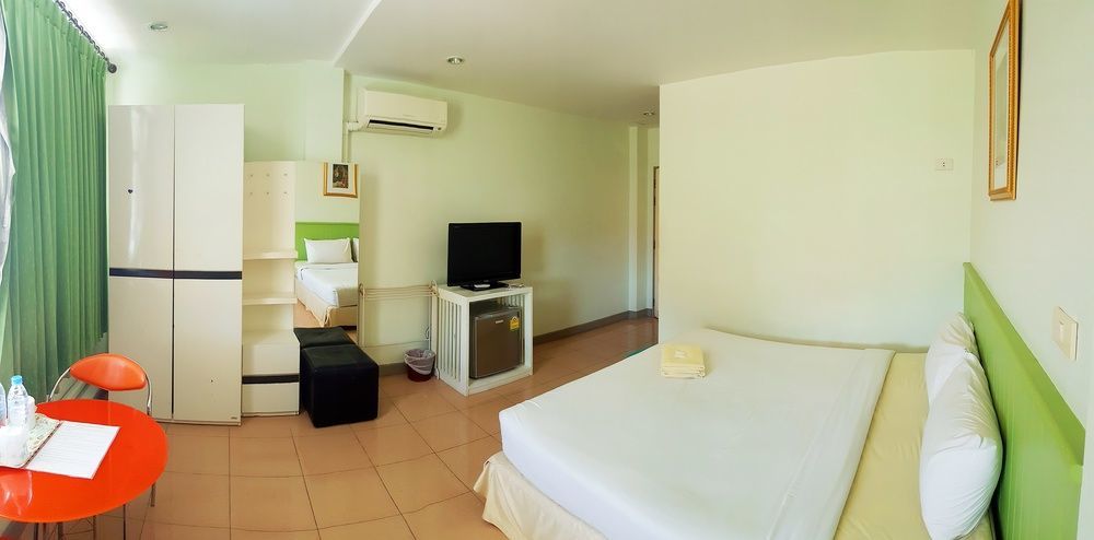 Nine Inn @ Town Phuket Zewnętrze zdjęcie