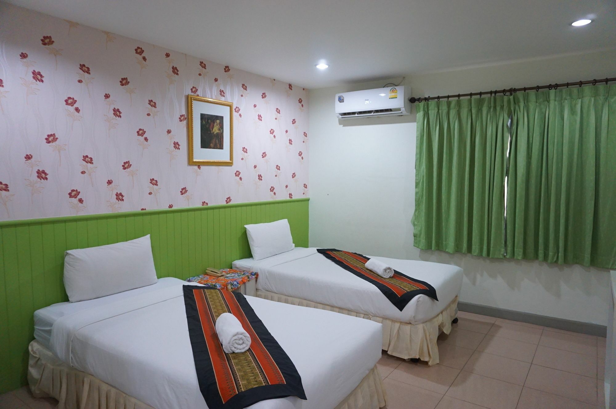 Nine Inn @ Town Phuket Zewnętrze zdjęcie